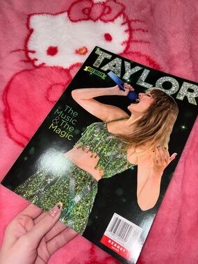 taylor swift magazine comes with poster